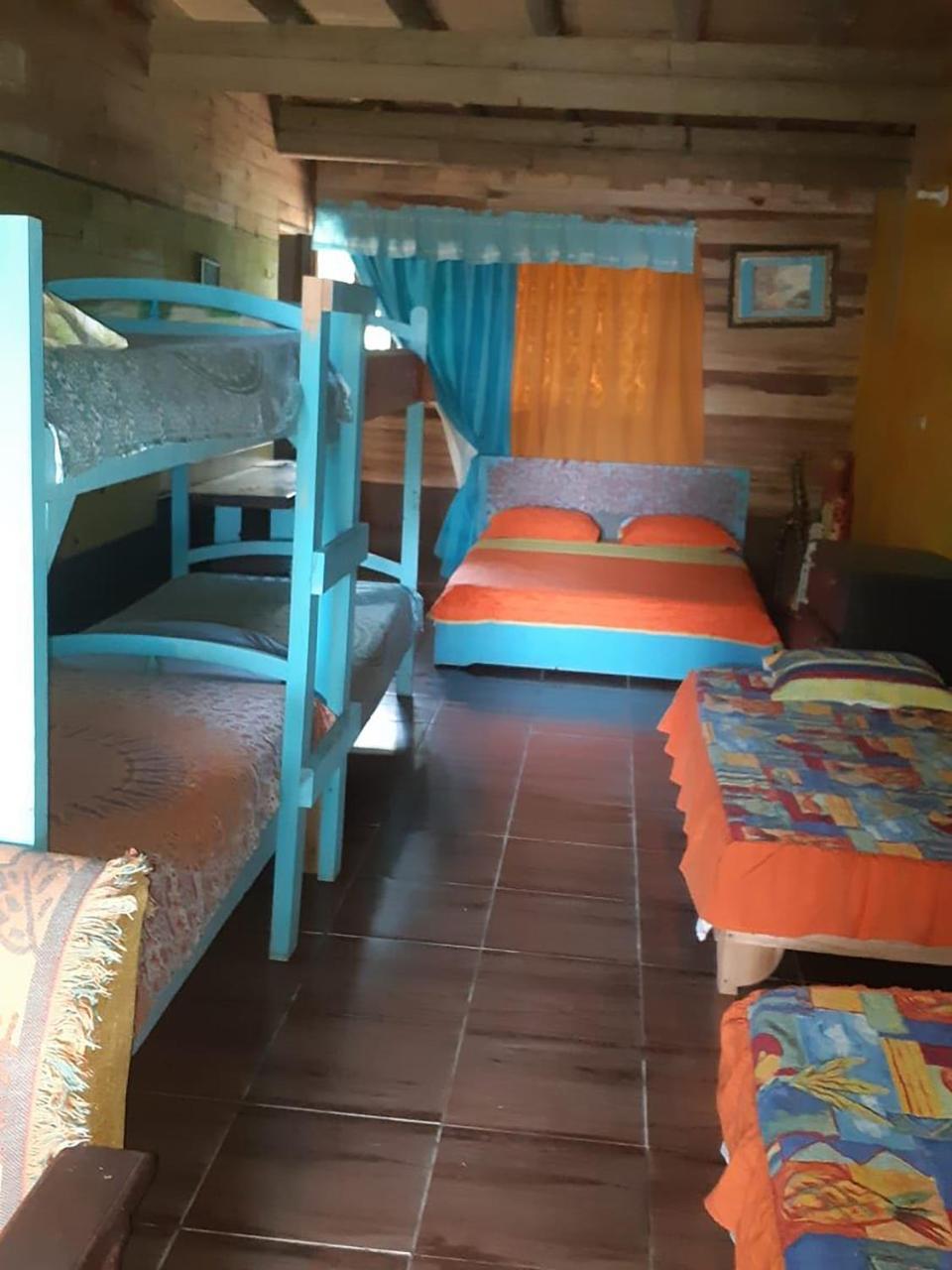 La Fortuna Wood House Hostel מראה חיצוני תמונה