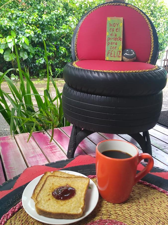 La Fortuna Wood House Hostel מראה חיצוני תמונה